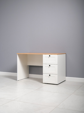 Стол письменный Остин 12.159 белый PE шагрень, дуб золотой CRAFT, белая шагрень 4101 ПВХ, сборка на любую сторону